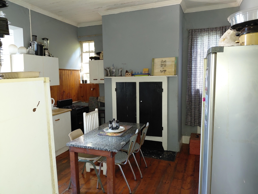 2 Bedroom Property for Sale in Uitenhage Central Eastern Cape